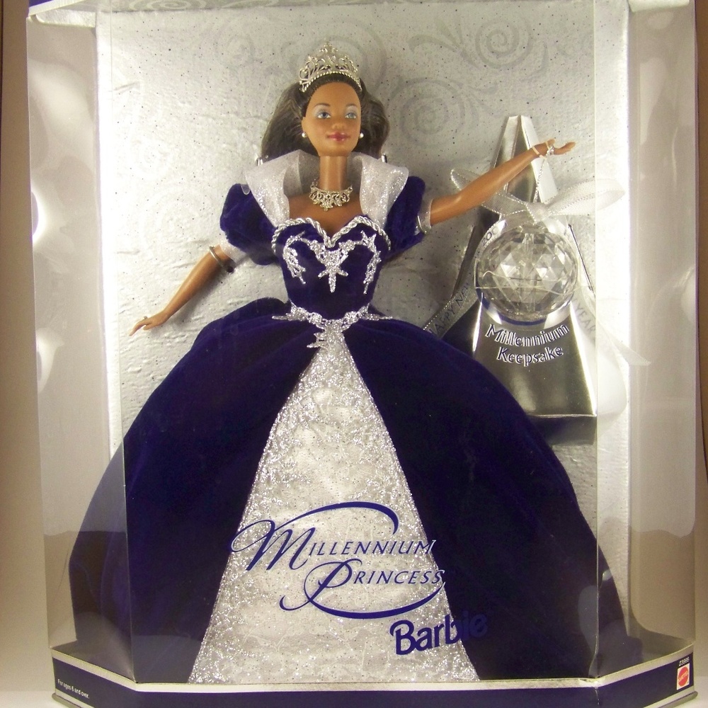1999 Special Edition Holiday Barbie - Ethnic